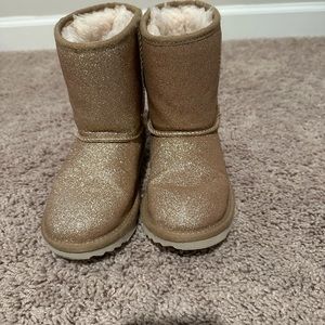 UGG Glitter boots